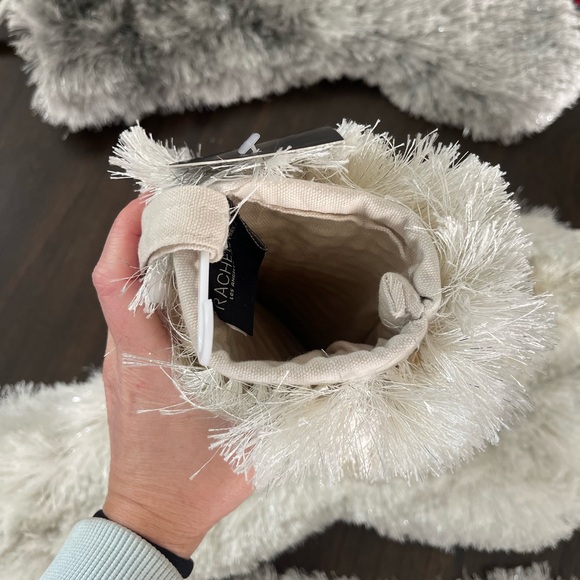 Rachel Zoe Gray and White Faux Fur Stockings - Picture 7 of 12